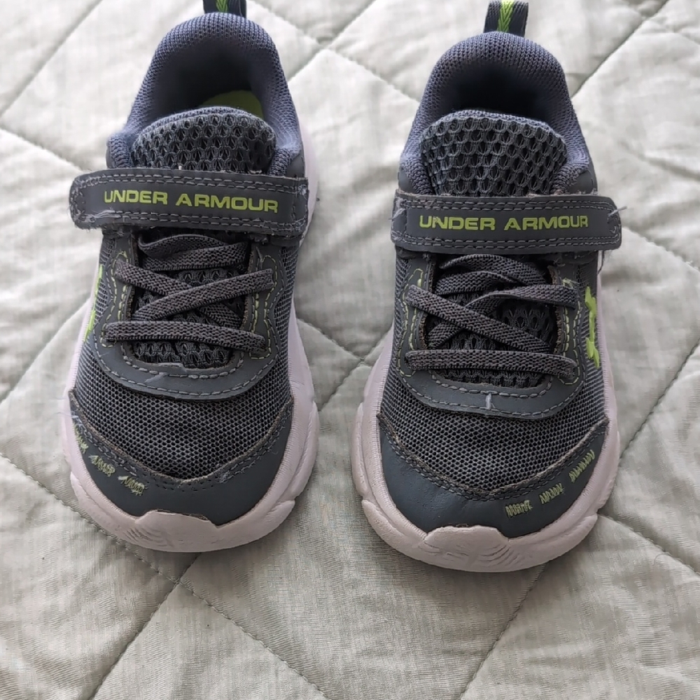 Under Armour Kids Sneakers - Gray and Lime